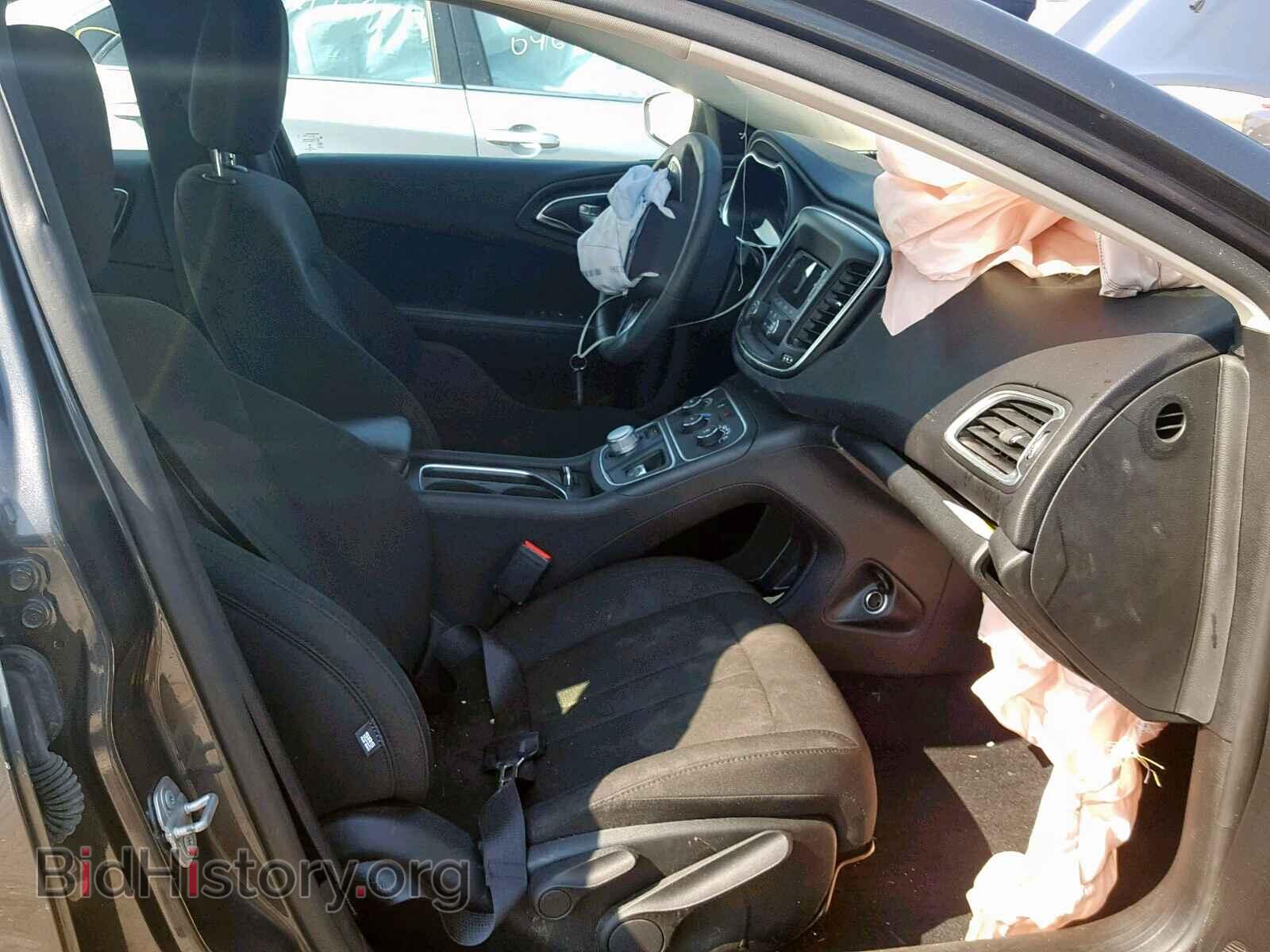2016 CHRYSLER 200 - VIN: 1C3CCCFB5GN188854 - Photo 5