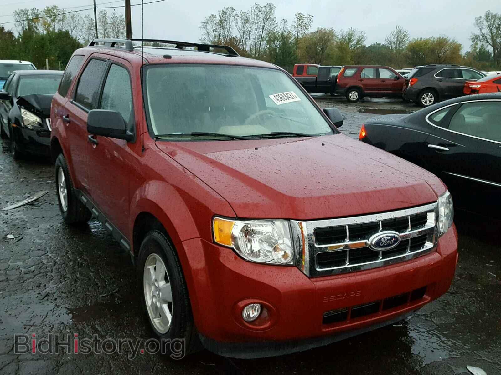 Фотография 1FMCU0D73BKA06483 - FORD ESCAPE 2011