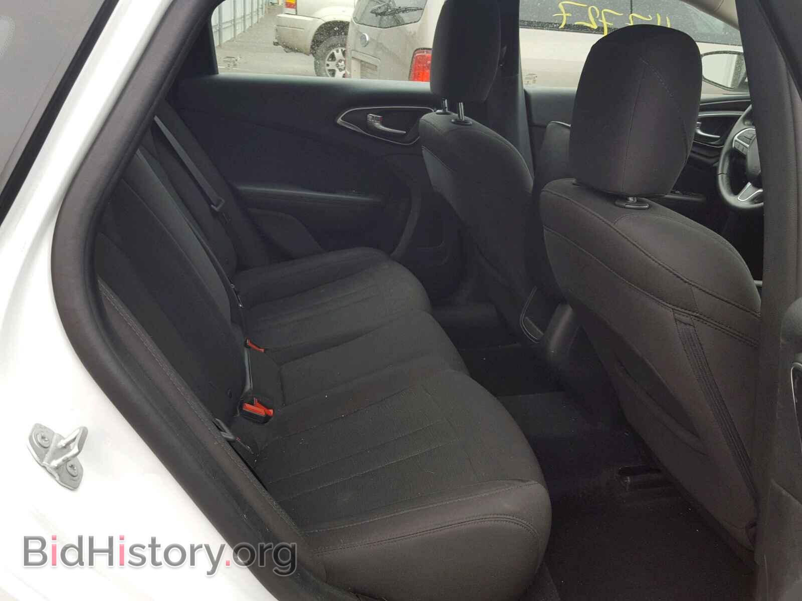 2016 CHRYSLER 200 - VIN: 1C3CCCAB2GN174448 - Фото 6