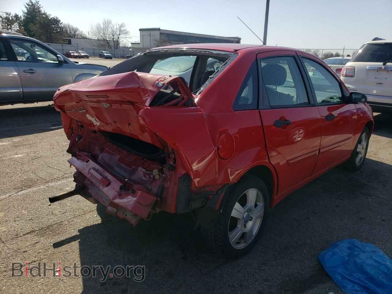 2007 FORD FOCUS - VIN: 1FAHP34N77W295519 - Photo 3