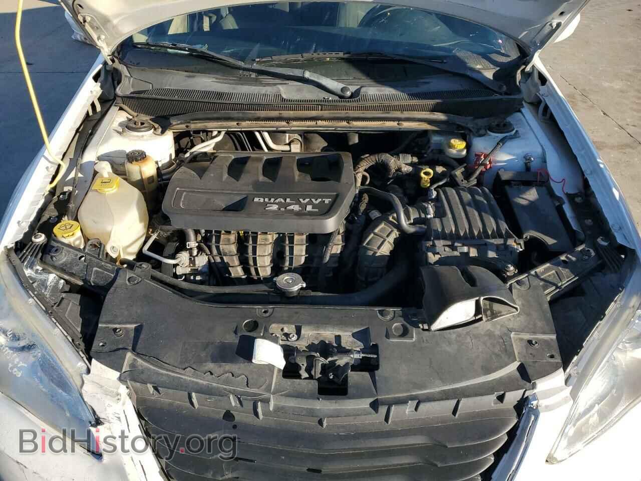 2013 CHRYSLER 200 - VIN: 1C3CCBBB3DN666006 - Фото 11