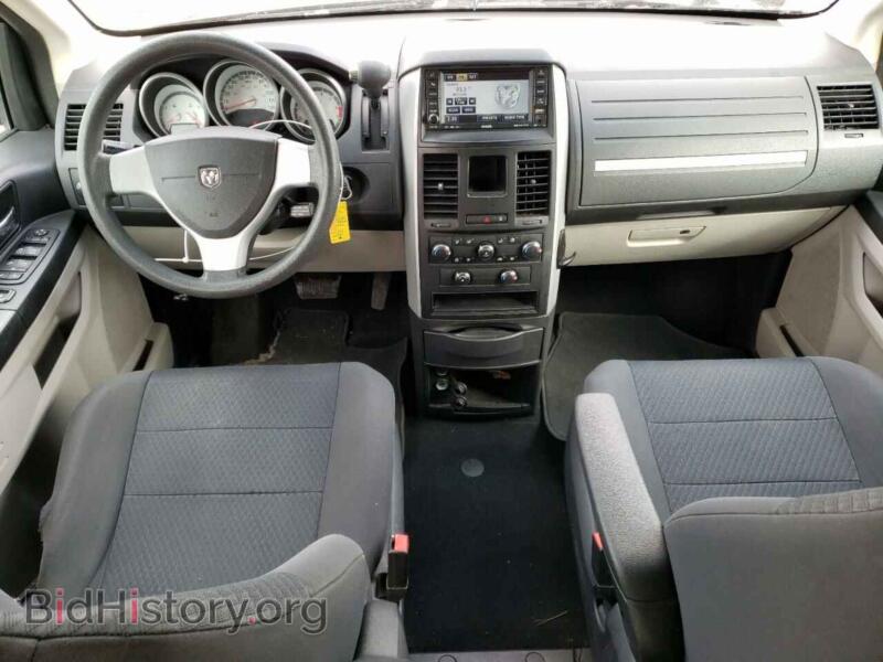 2010 Dodge CARAVAN (VIN 2D4RN4DE5AR101891) — photo 8 of 14