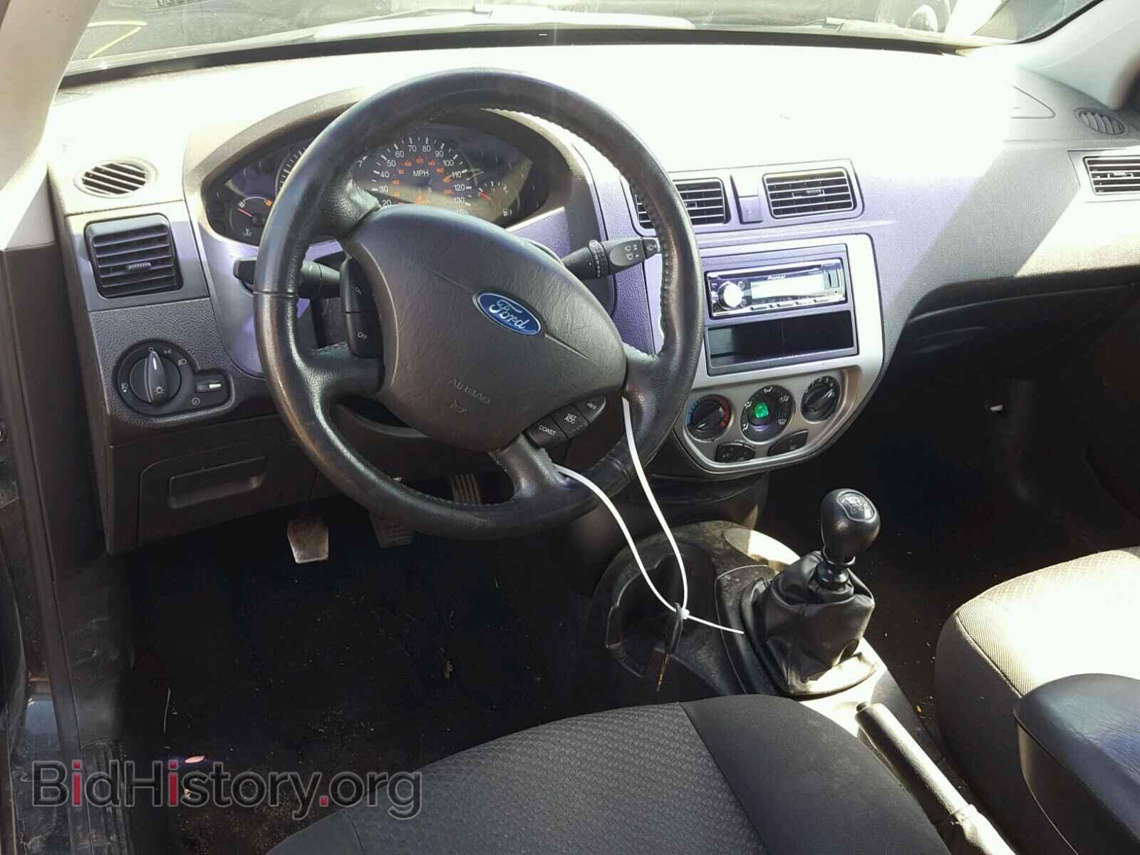 2007 FORD FOCUS - VIN: 1FAFP31N77W226468 - Photo 9