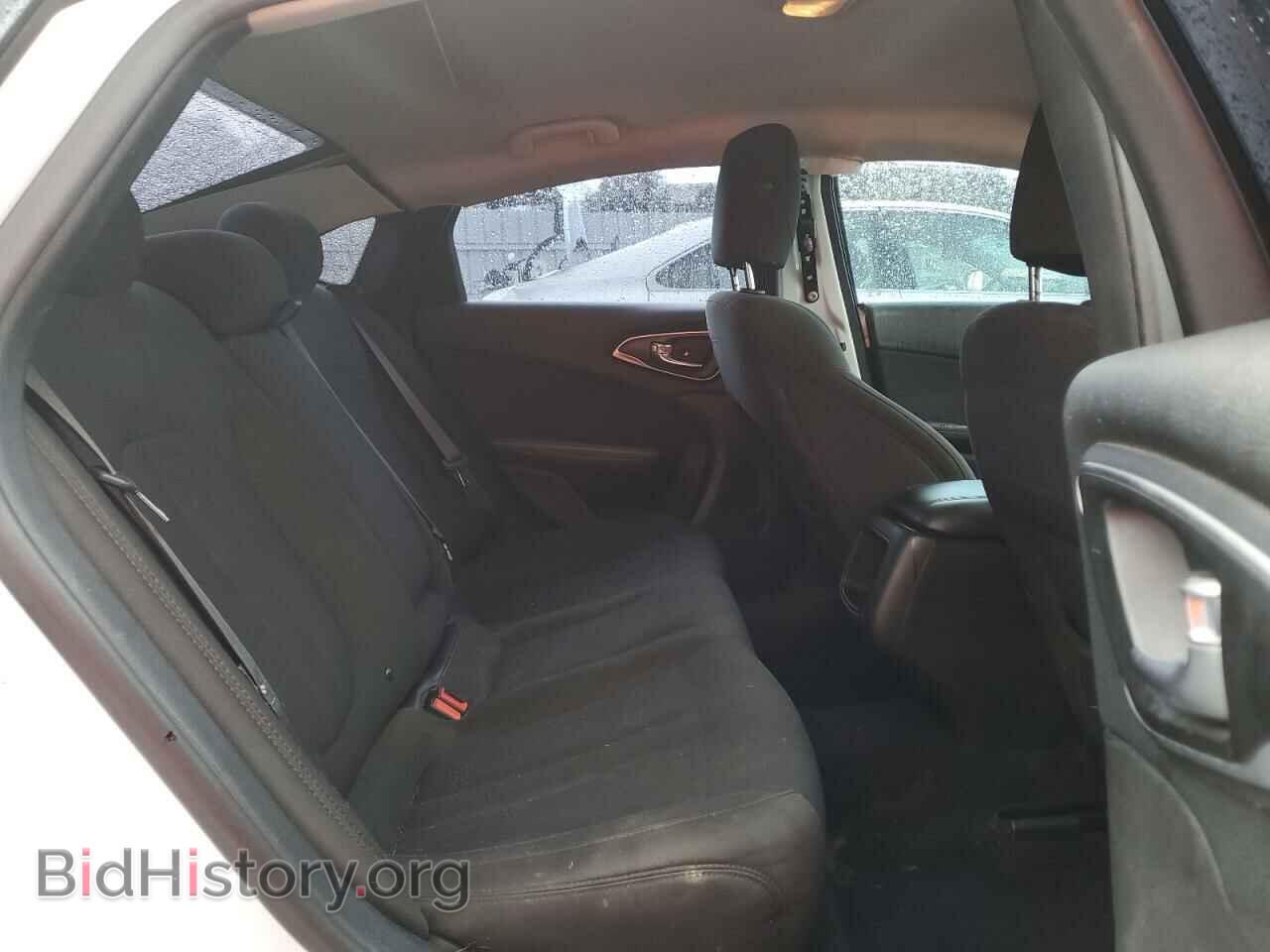 2015 CHRYSLER 200 - VIN: 1C3CCCAB4FN660418 - Photo 10