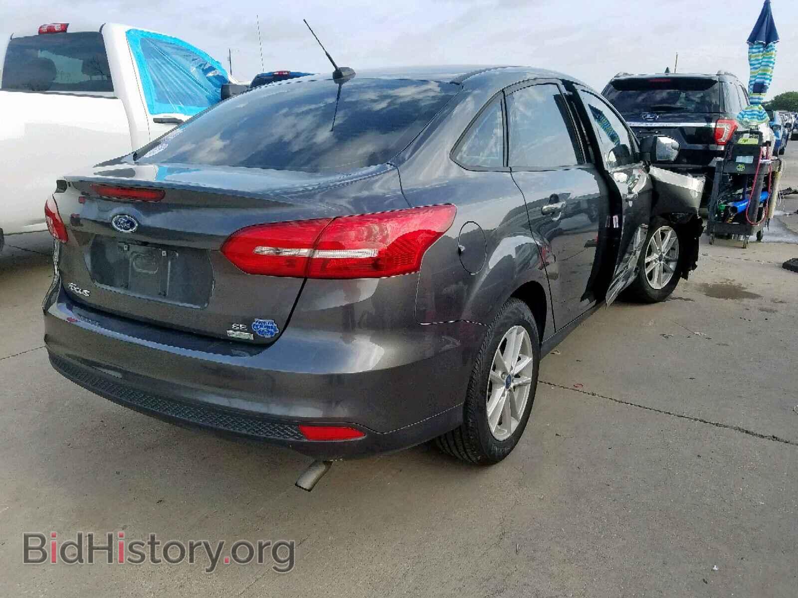 2018 FORD FOCUS SE - VIN: 1FADP3FE9JL302281 - Фото 4