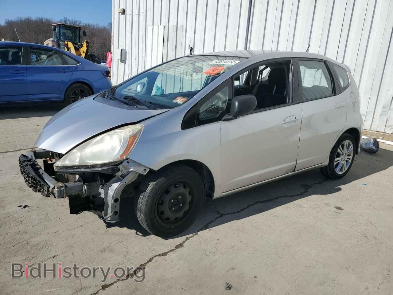 Фотография JHMGE8H54BC014062 - HONDA FIT 2011