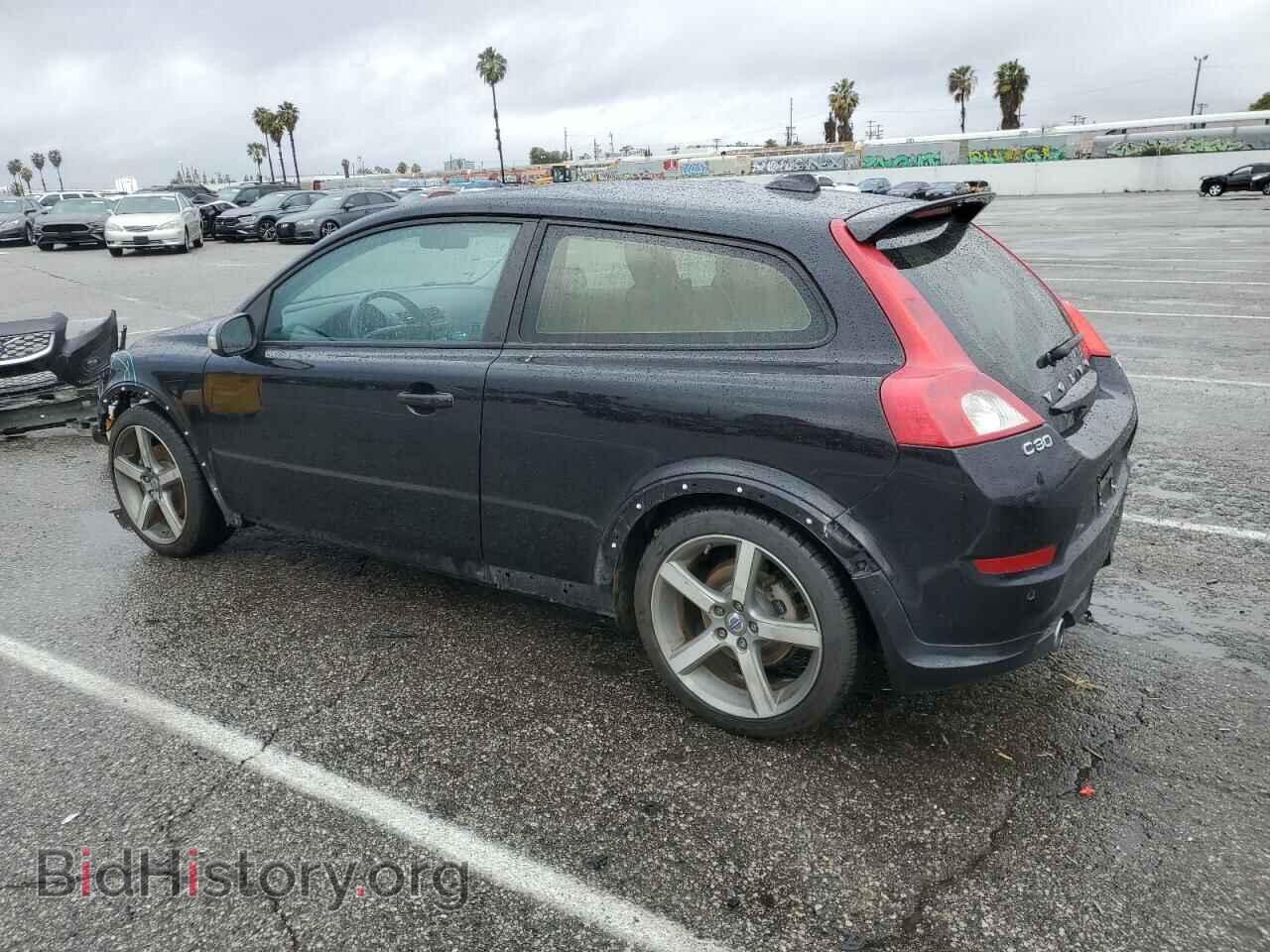 2011 VOLVO C30 - VIN: YV1672MK4B2244247 - Фото 2