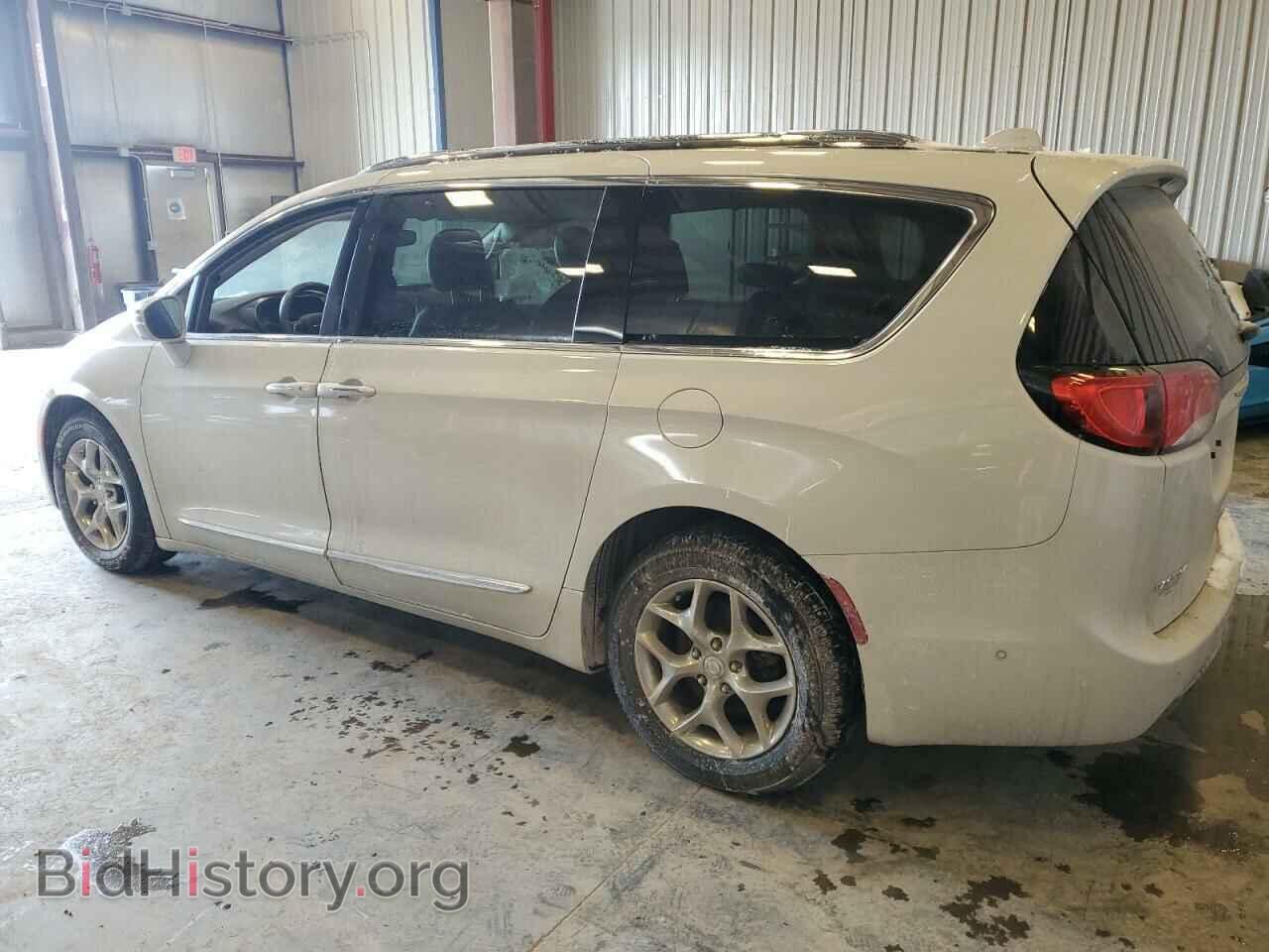 2017 CHRYSLER PACIFICA - VIN: 2C4RC1GGXHR591804 - Фото 2