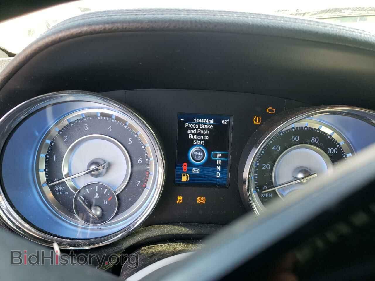 2013 CHRYSLER 300 - VIN: 2C3CCAAG7DH743850 - Фото 8