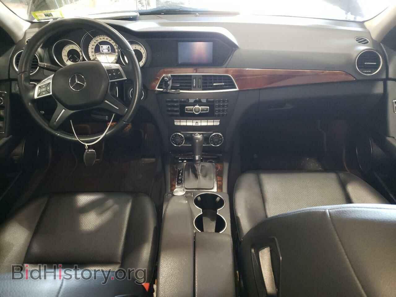 2012 MERCEDES-BENZ C-CLASS - VIN: WDDGF8BB7CF890238 - Фото 8