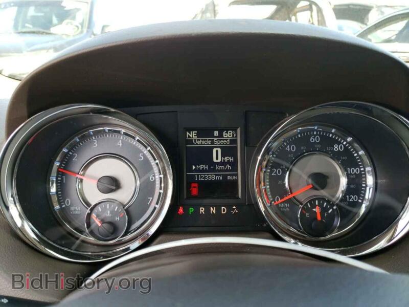2014 Chrysler MINIVAN (VIN 2C4RC1BG1ER212210) — photo 9 of 13