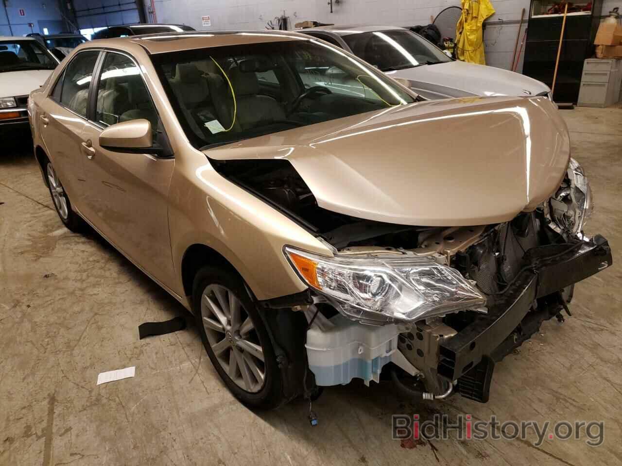 Photo 4T4BF1FK3CR217742 - TOYOTA CAMRY 2012