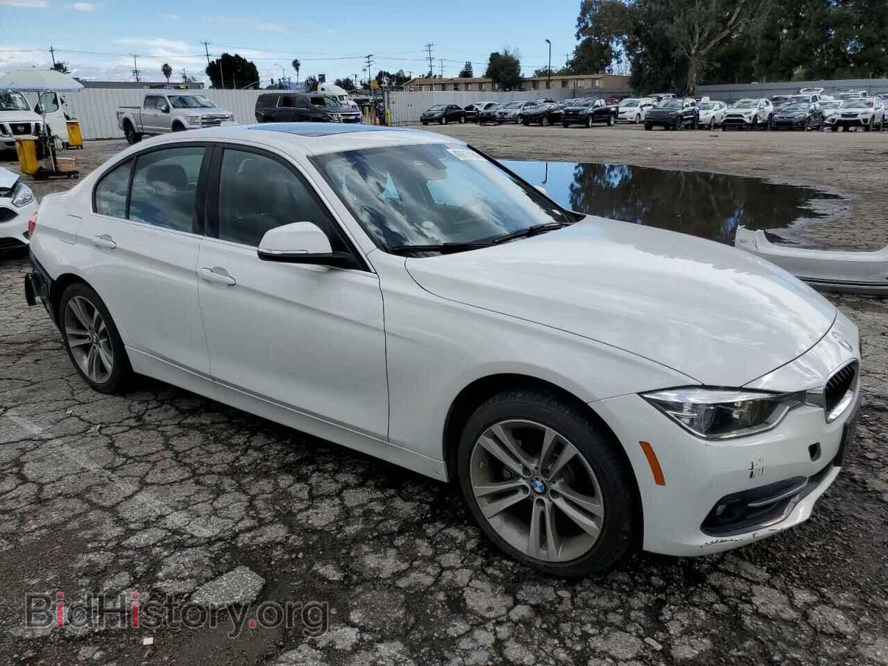 2018 BMW 3 SERIES - VIN: WBA8B9C56JEE82471 - Фото 4