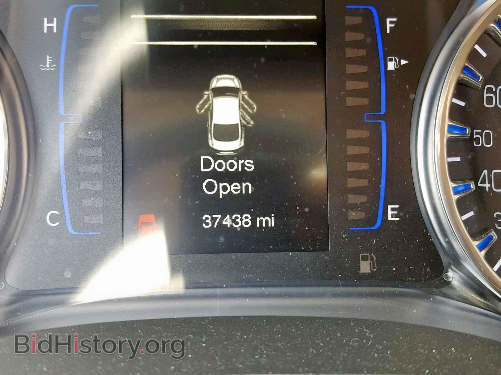 2016 CHRYSLER 200 - VIN: 1C3CCCAB9GN149661 - Photo 8