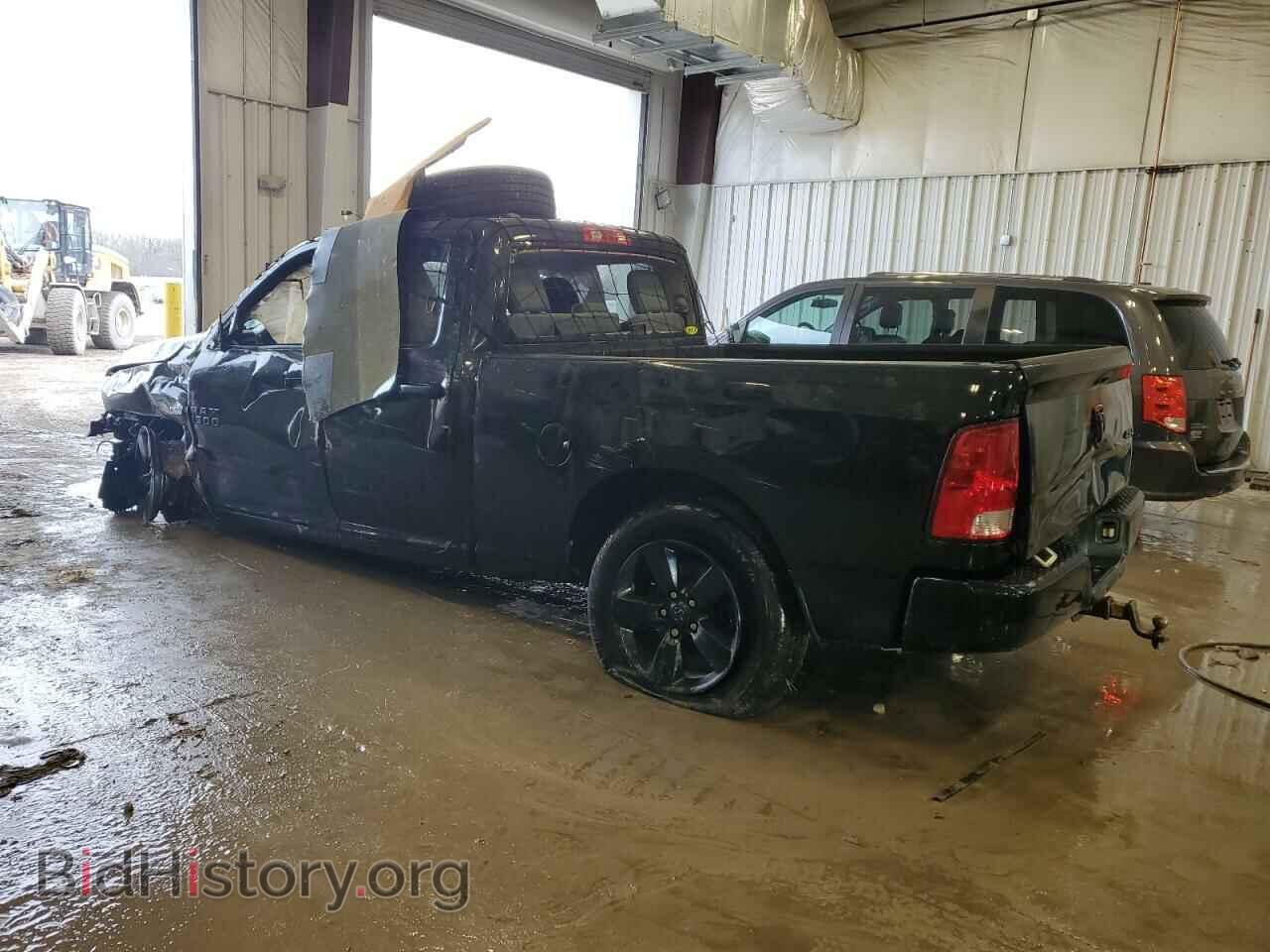 2018 RAM 1500 - VIN: 1C6RR7FTXJS242136 - Photo 2