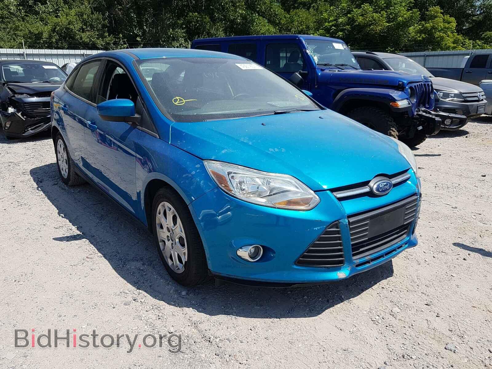 Photo 1FAHP3F27CL253964 - FORD FOCUS 2012