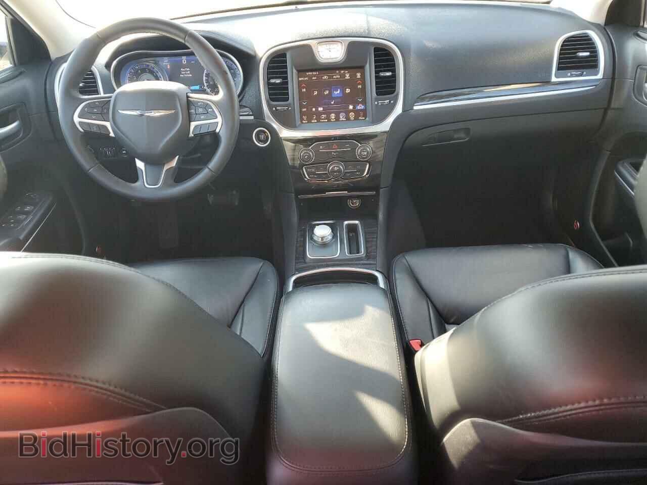 2016 CHRYSLER 300 - VIN: 2C3CCARG0GH278417 - Фото 8