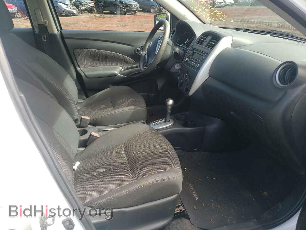 2016 NISSAN VERSA - VIN: 3N1CN7AP6GL825043 - Фото 5
