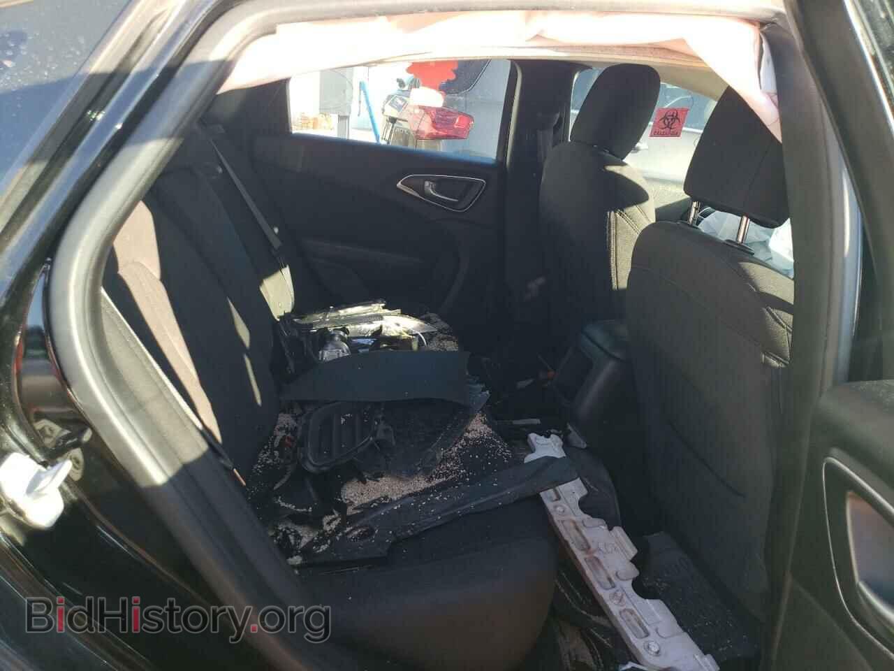 2015 CHRYSLER 200 - VIN: 1C3CCCAB5FN753450 - Фото 10