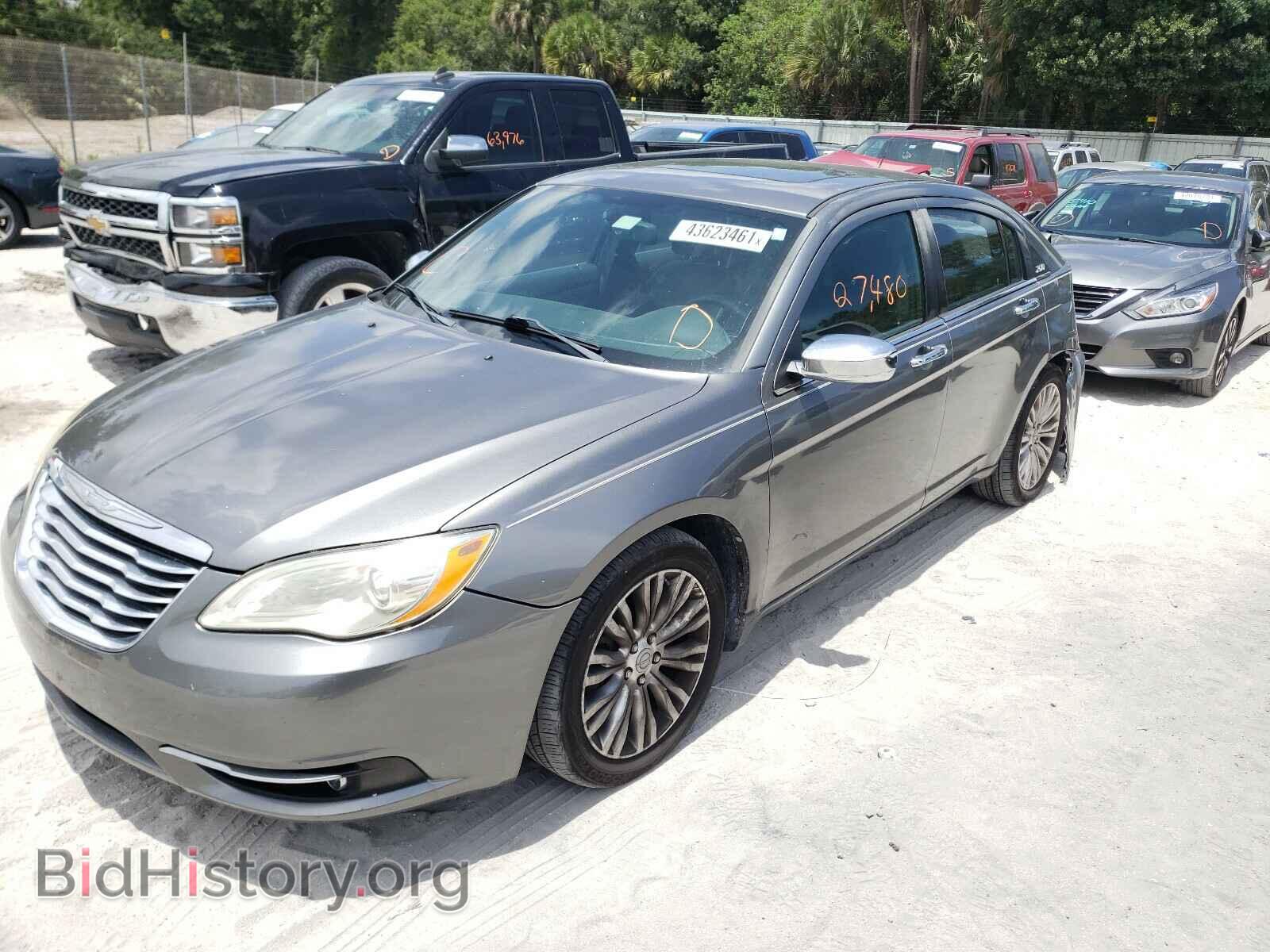 2011 CHRYSLER 200 - VIN: 1C3BC2FG0BN578030 - Фото 2