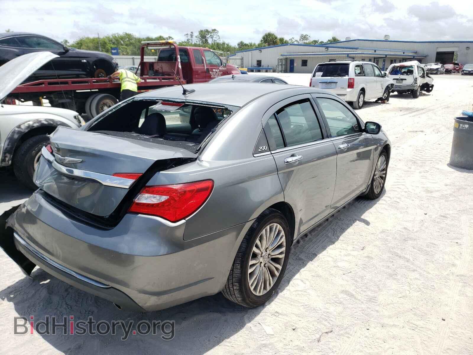 2011 CHRYSLER 200 - VIN: 1C3BC2FG0BN578030 - Фото 4