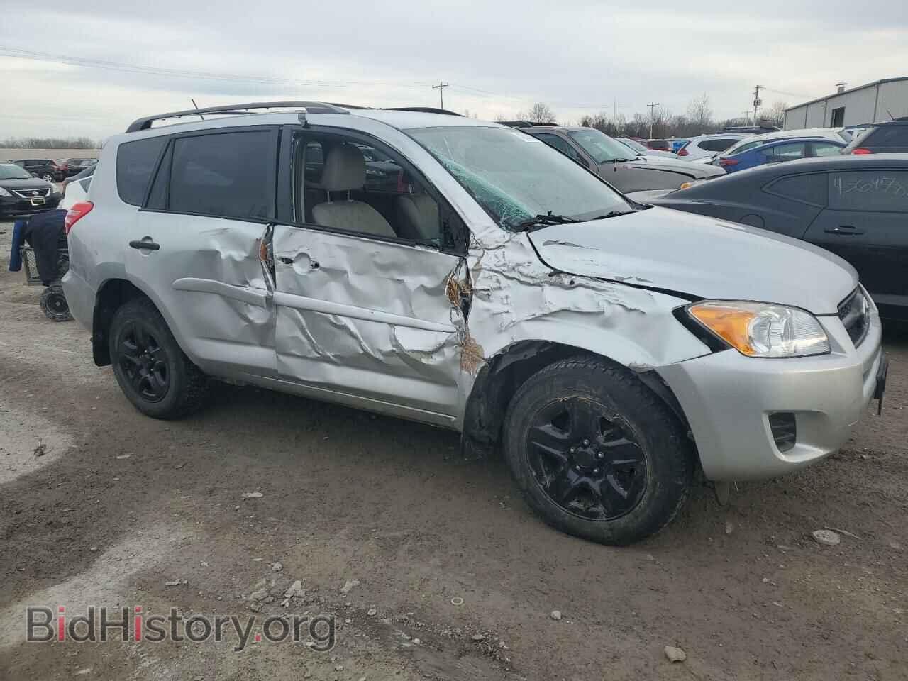 2011 TOYOTA RAV4 - VIN: 2T3BF4DV1BW104581 - Фото 4
