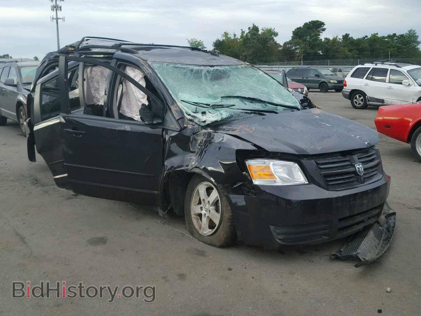 Фотография 2D4RN3D13AR355056 - DODGE CARAVAN 2010