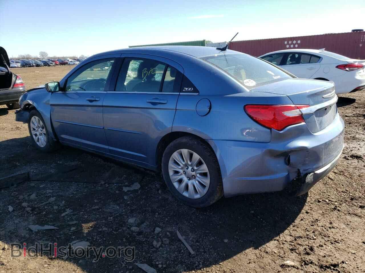 2011 CHRYSLER 200 - VIN: 1C3BC4FB3BN563991 - Photo 2