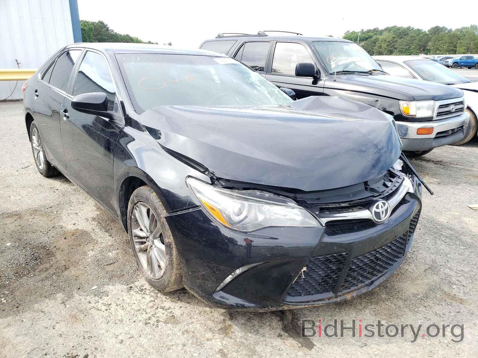 Photo 4T1BF1FK6HU722126 - TOYOTA CAMRY 2017