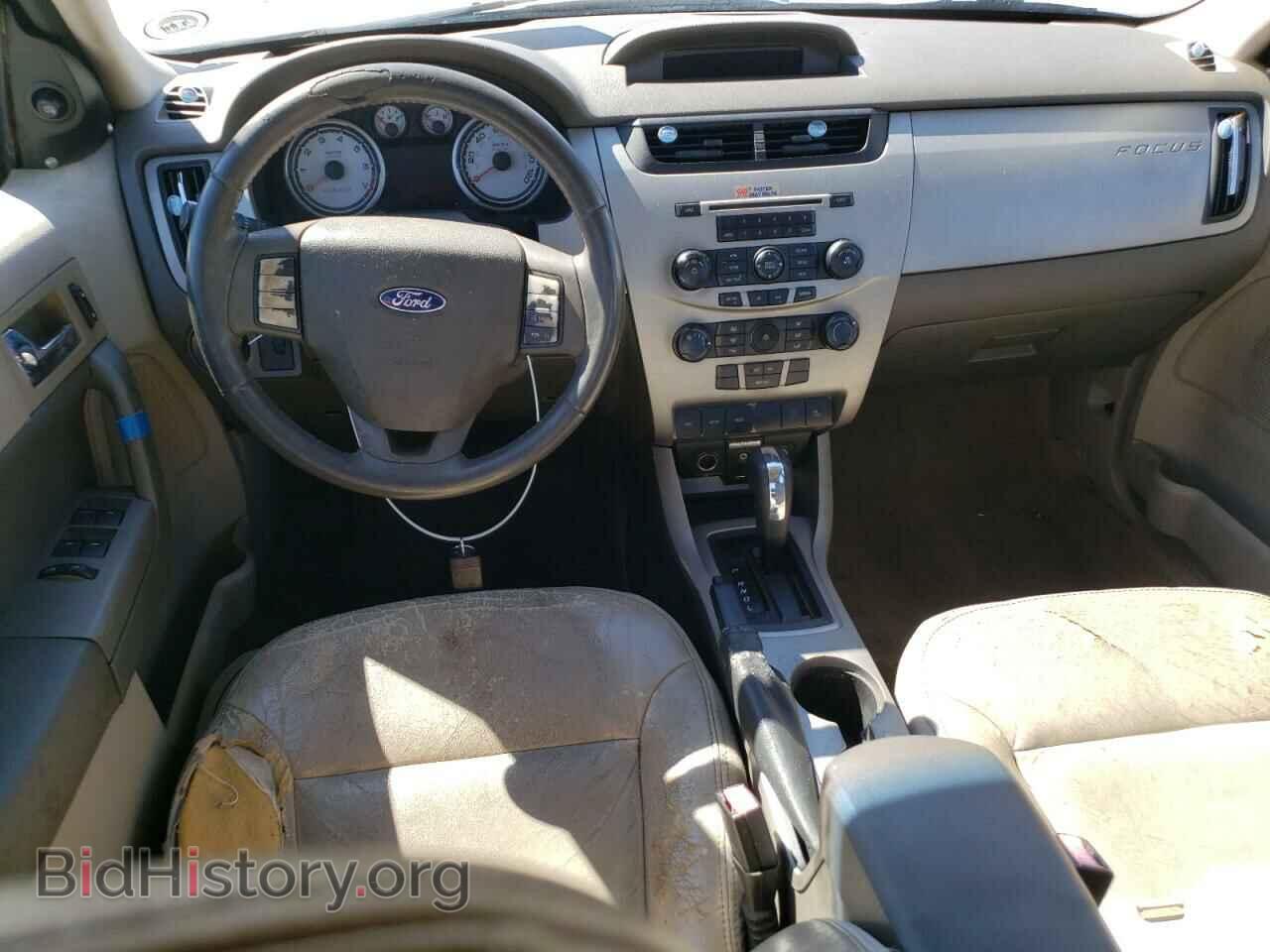 2008 FORD FOCUS - VIN: 1FAHP35N58W158062 - Фото 8
