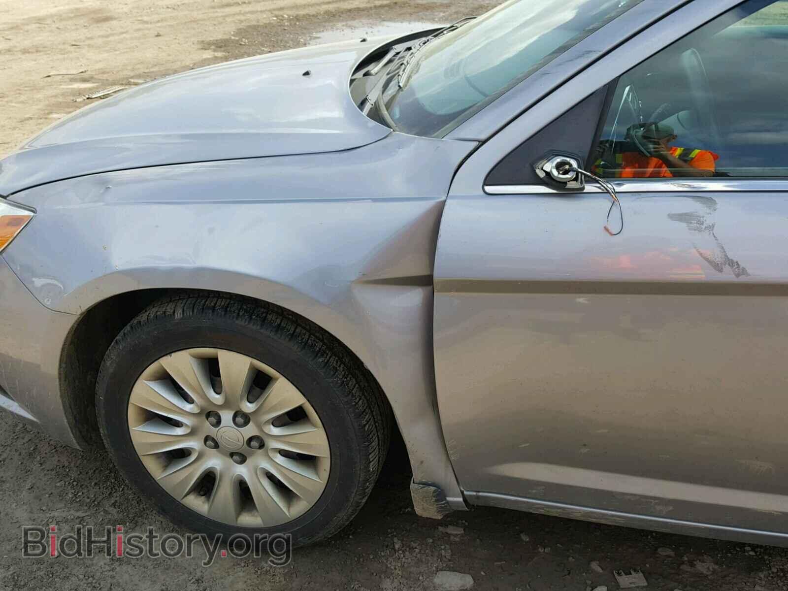 2013 CHRYSLER 200 - VIN: 1C3CCBAB7DN618722 - Фото 9