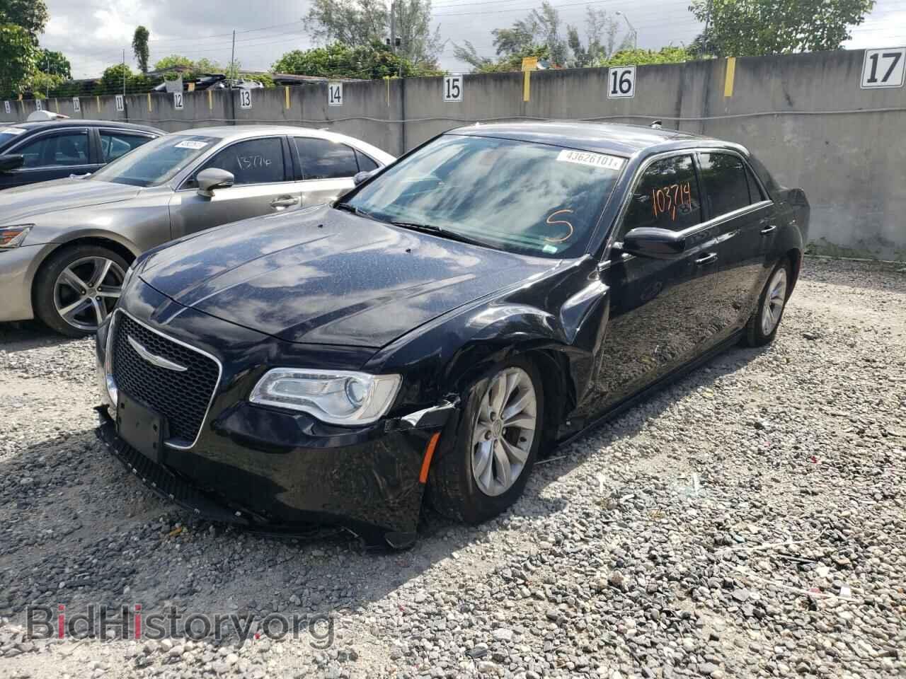 2015 CHRYSLER 300 - VIN: 2C3CCAAG3FH802086 - Фото 2