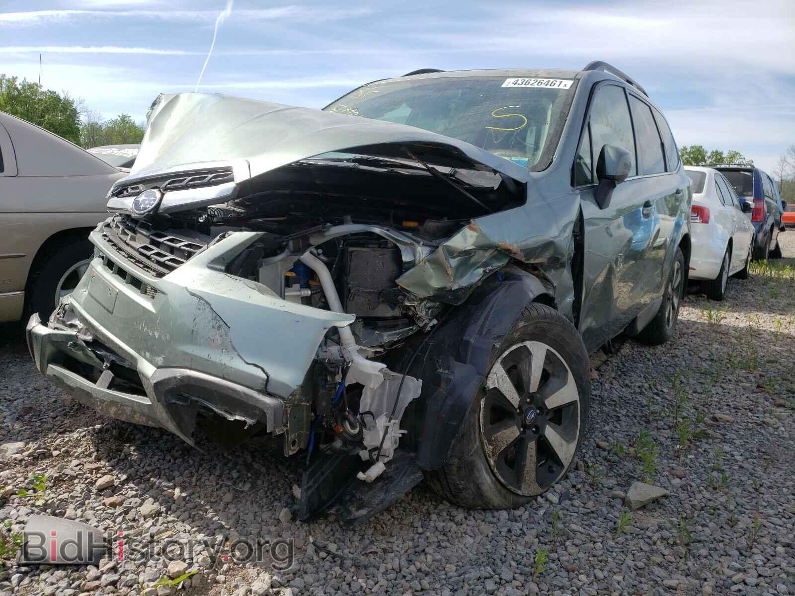2017 SUBARU FORESTER - VIN: JF2SJAJC1HH566218 - Фото 2
