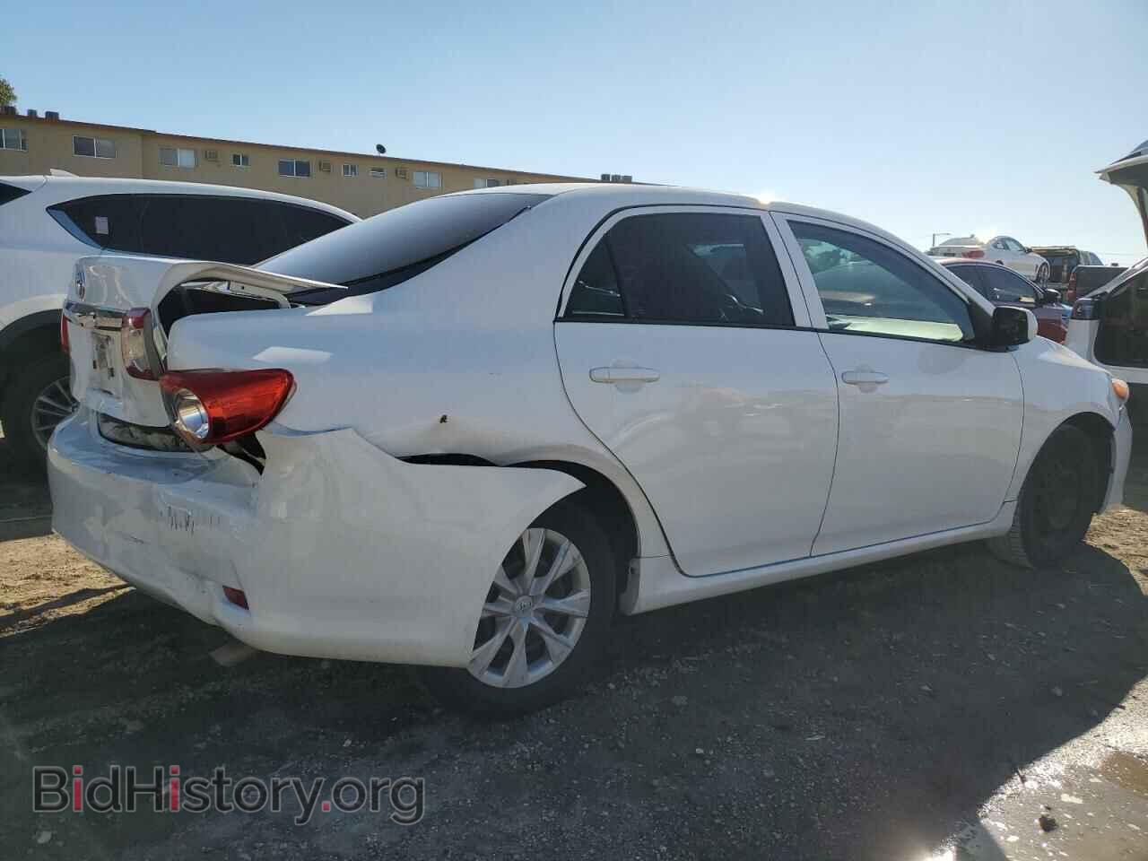 2013 TOYOTA COROLLA - VIN: 2T1BU4EE0DC106470 - Photo 3