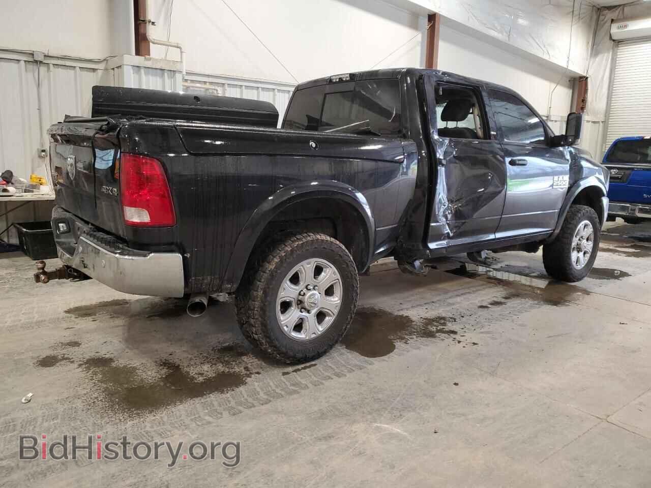 2016 RAM All Models - VIN: 3C6UR5DL0GG286227 - Фото 3
