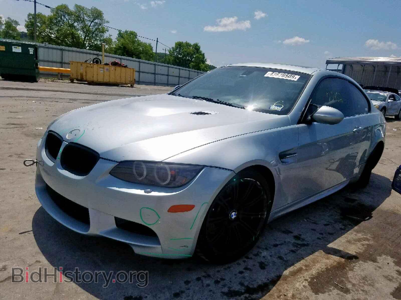 2008 BMW M3 - VIN: WBSWD93518PY42156 - Фото 2