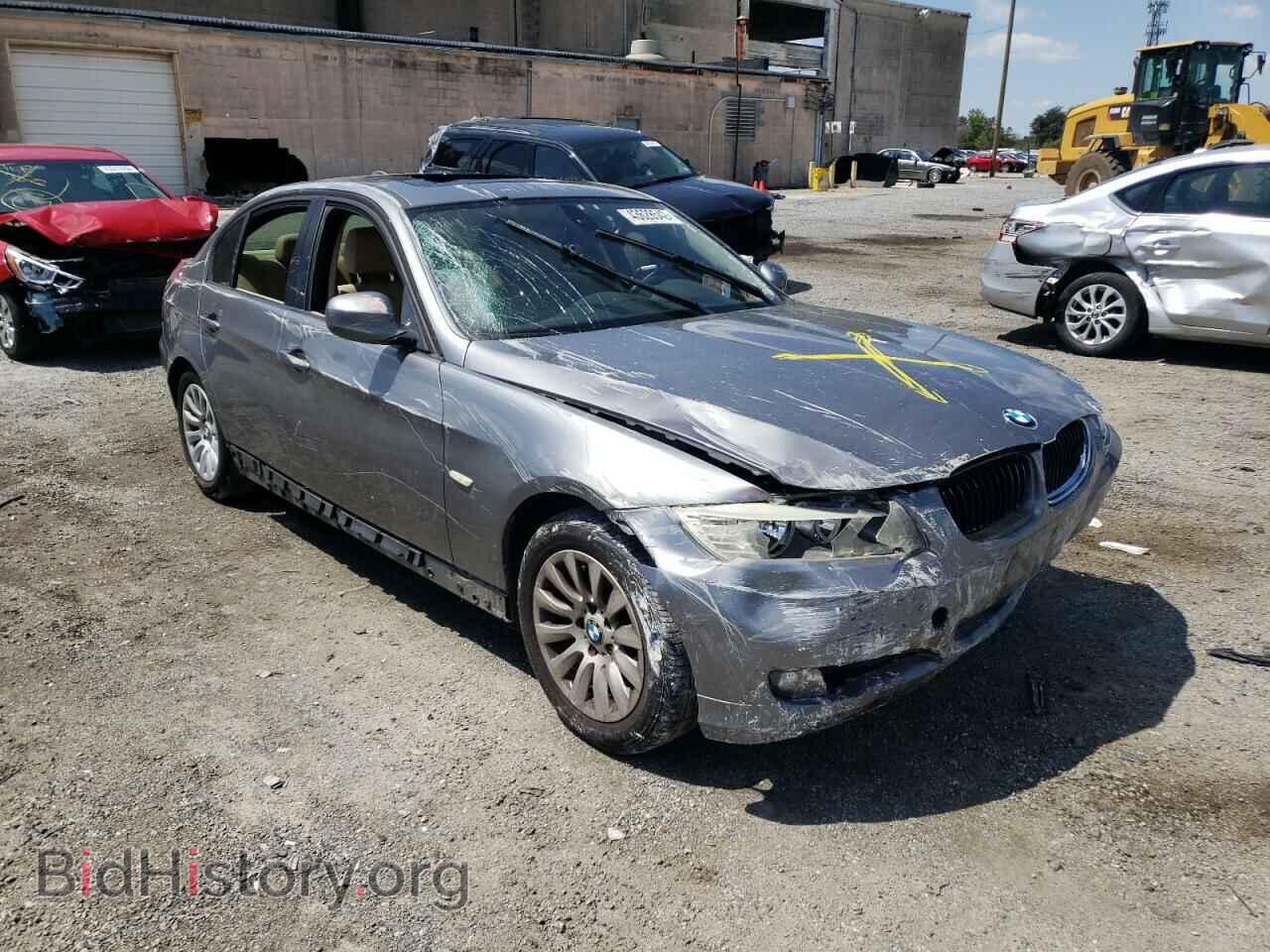 Фотография WBAPH73589A173065 - BMW 3 SERIES 2009