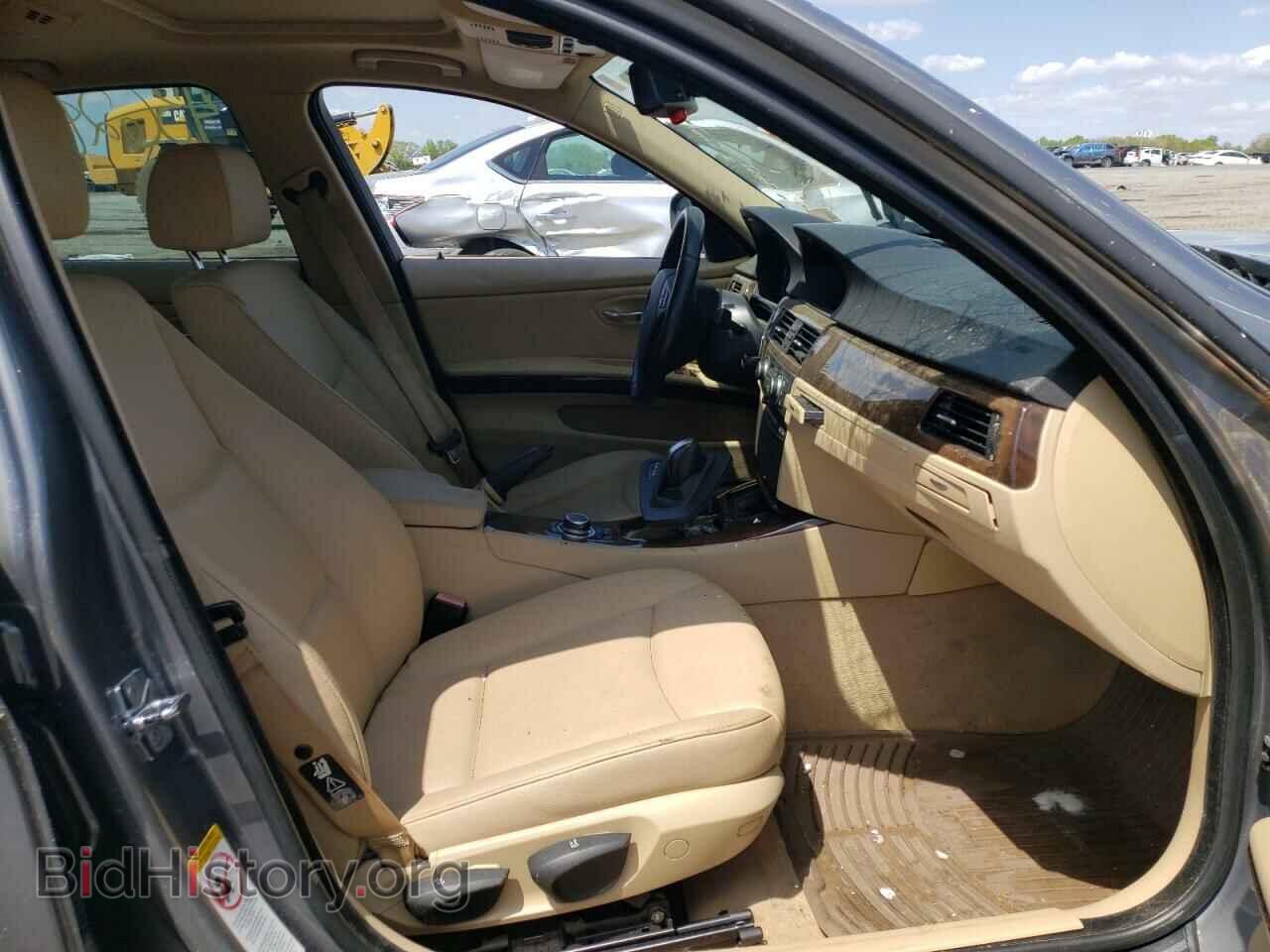 2009 BMW 3 SERIES - VIN: WBAPH73589A173065 - Фото 5