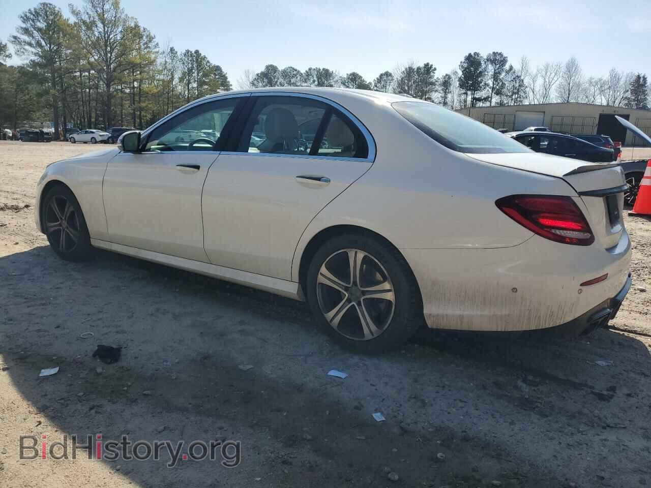 2017 MERCEDES-BENZ E-CLASS - VIN: WDDZF4JB4HA098698 - Фото 2