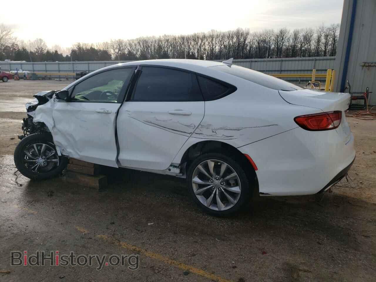 2016 CHRYSLER 200 - VIN: 1C3CCCBG1GN107897 - Фото 2