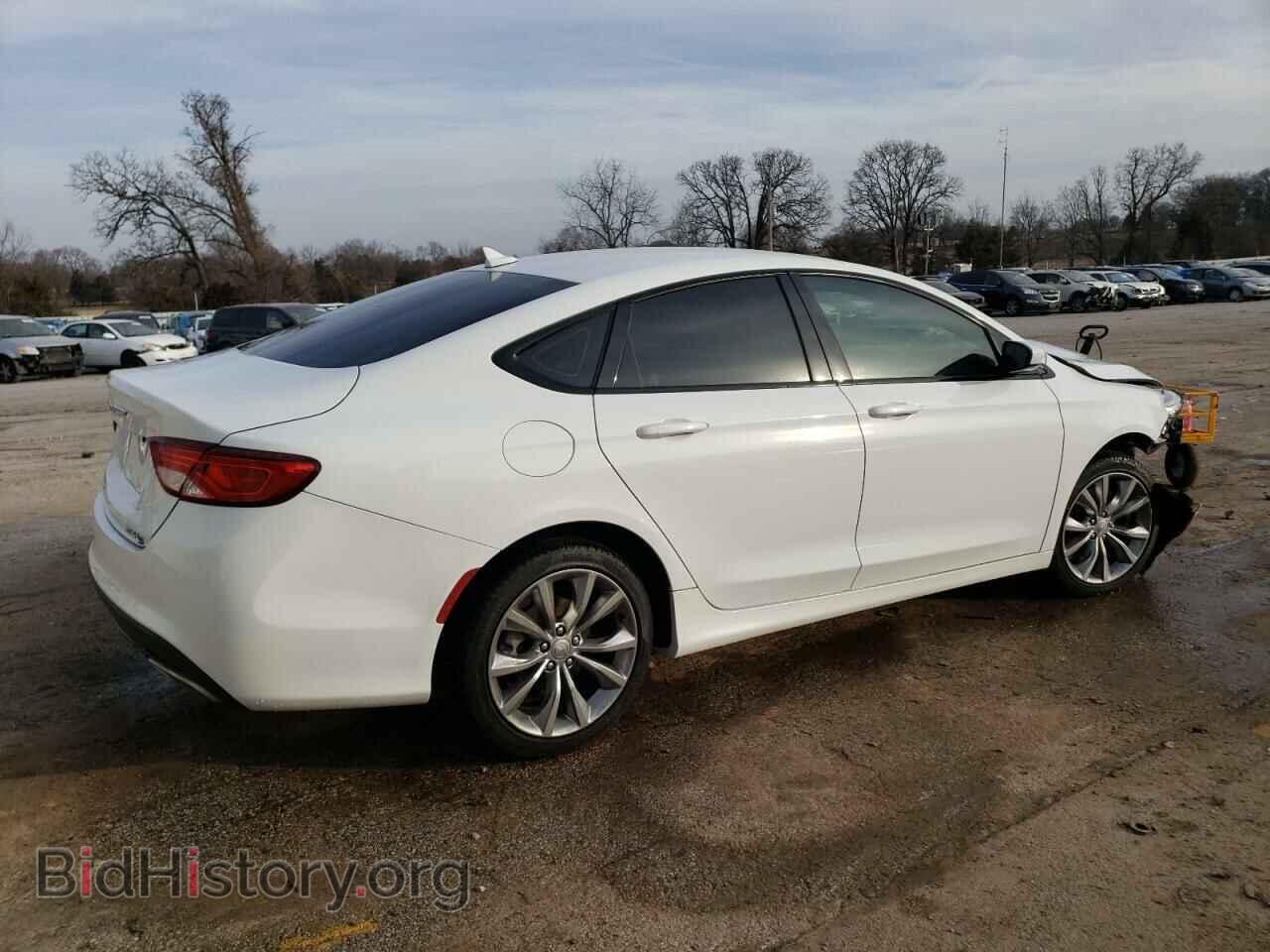2016 CHRYSLER 200 - VIN: 1C3CCCBG1GN107897 - Фото 3
