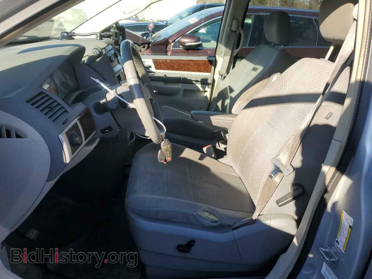 2009 CHRYSLER MINIVAN - VIN: 2A8HR54139R683915 - Фото 7