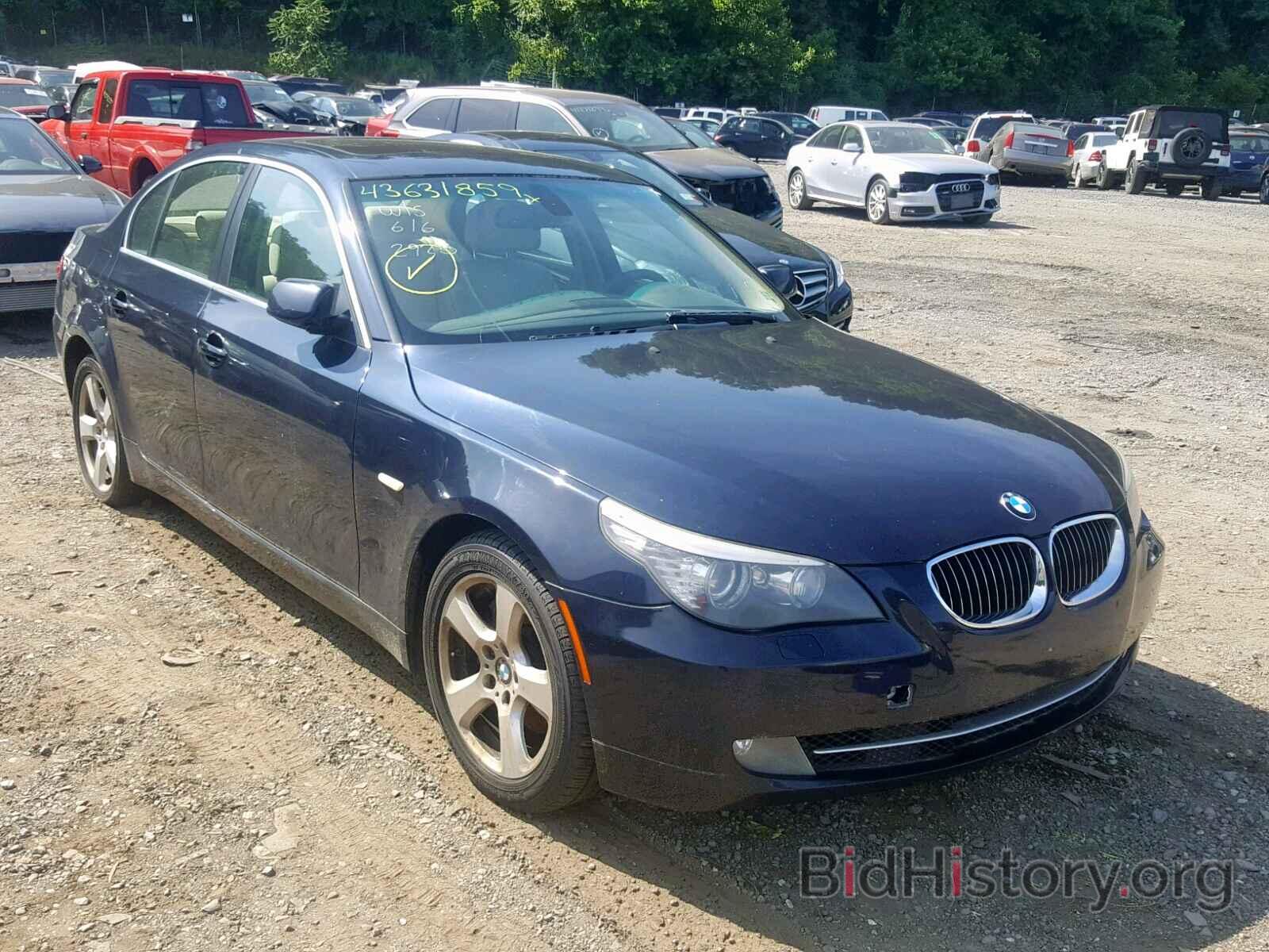 Photo WBANV93518CZ69624 - BMW 535 XI 2008