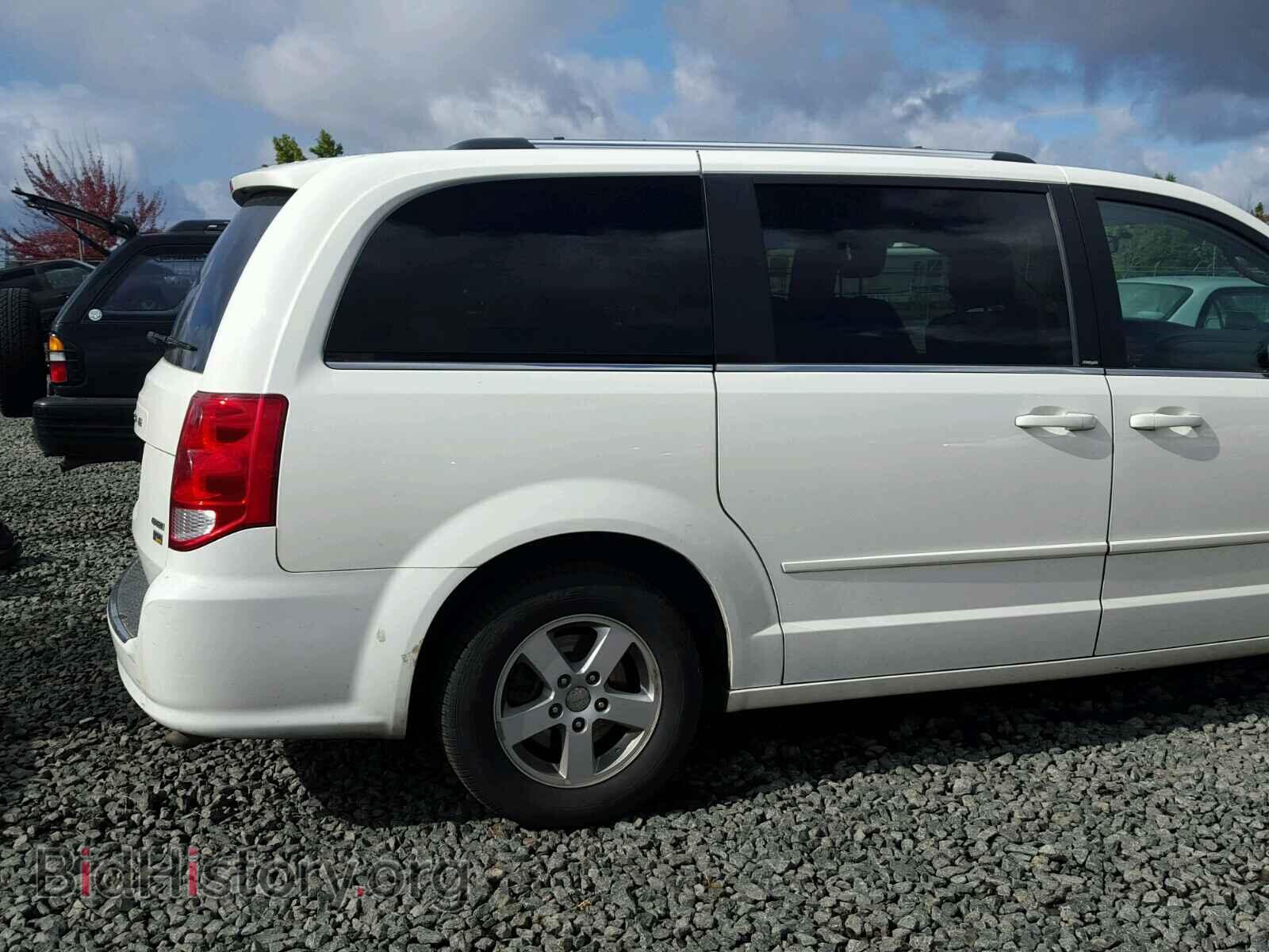 2011 DODGE CARAVAN - VIN: 2D4RN5DGXBR756203 - Фото 9