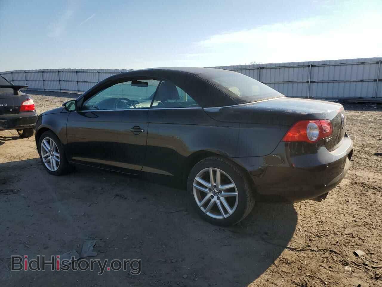 2009 VOLKSWAGEN EOS - VIN: WVWFA71F19V008319 - Фото 2