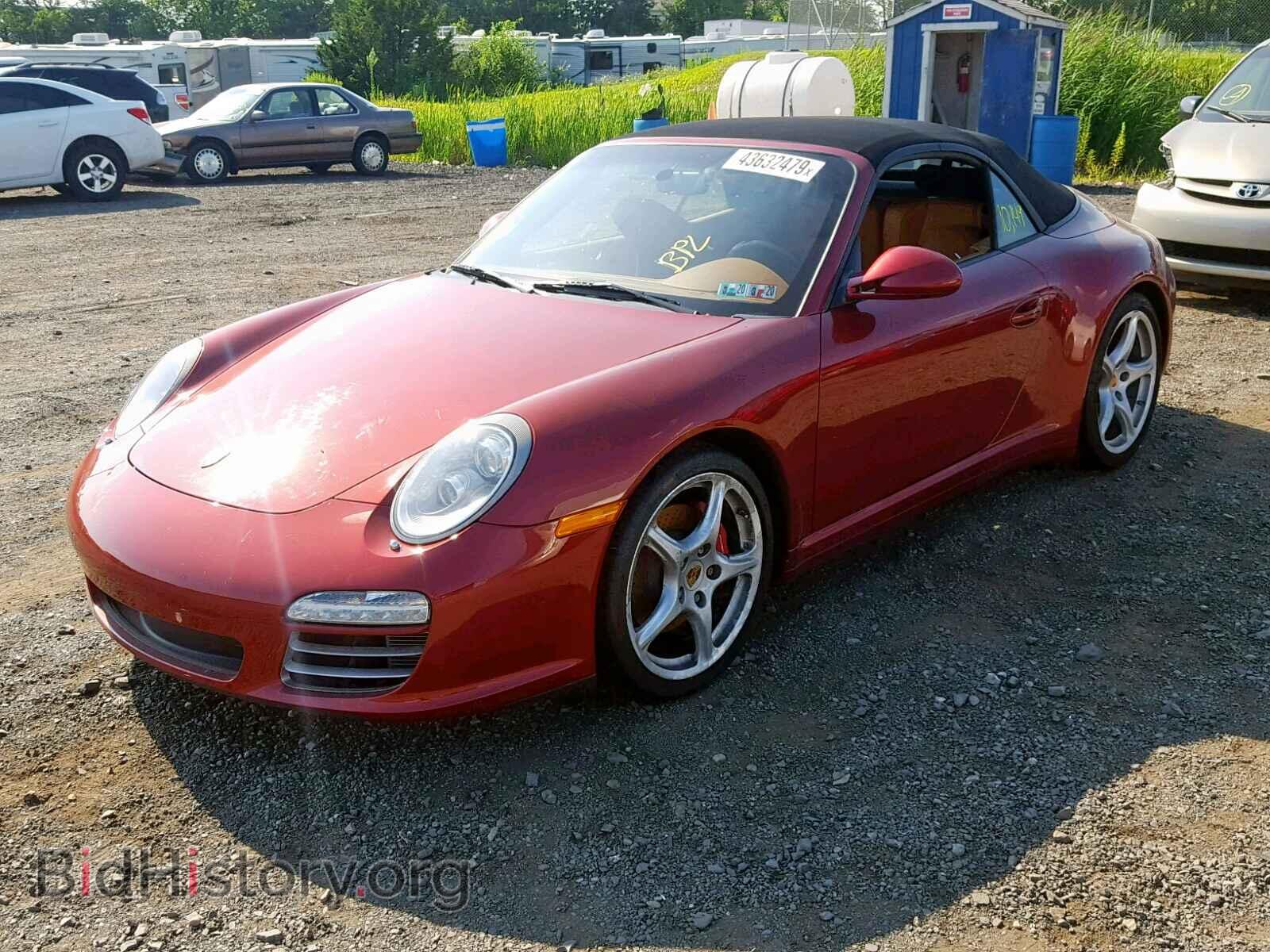 2011 PORSCHE 911 - VIN: WP0CB2A93BS754176 - Фото 2
