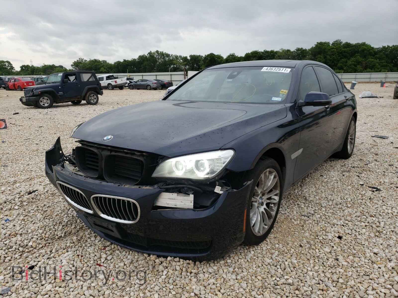 2013 BMW 7 SERIES - VIN: WBAYE8C5XDD132012 - Фото 2