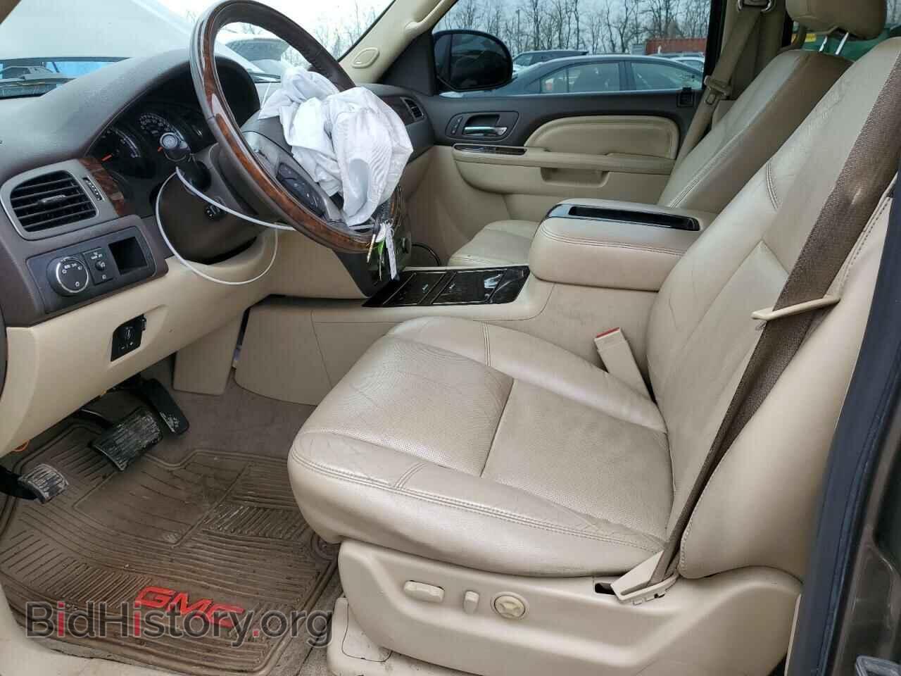 2012 GMC YUKON - VIN: 1GKS2EEF9CR148584 - Photo 7