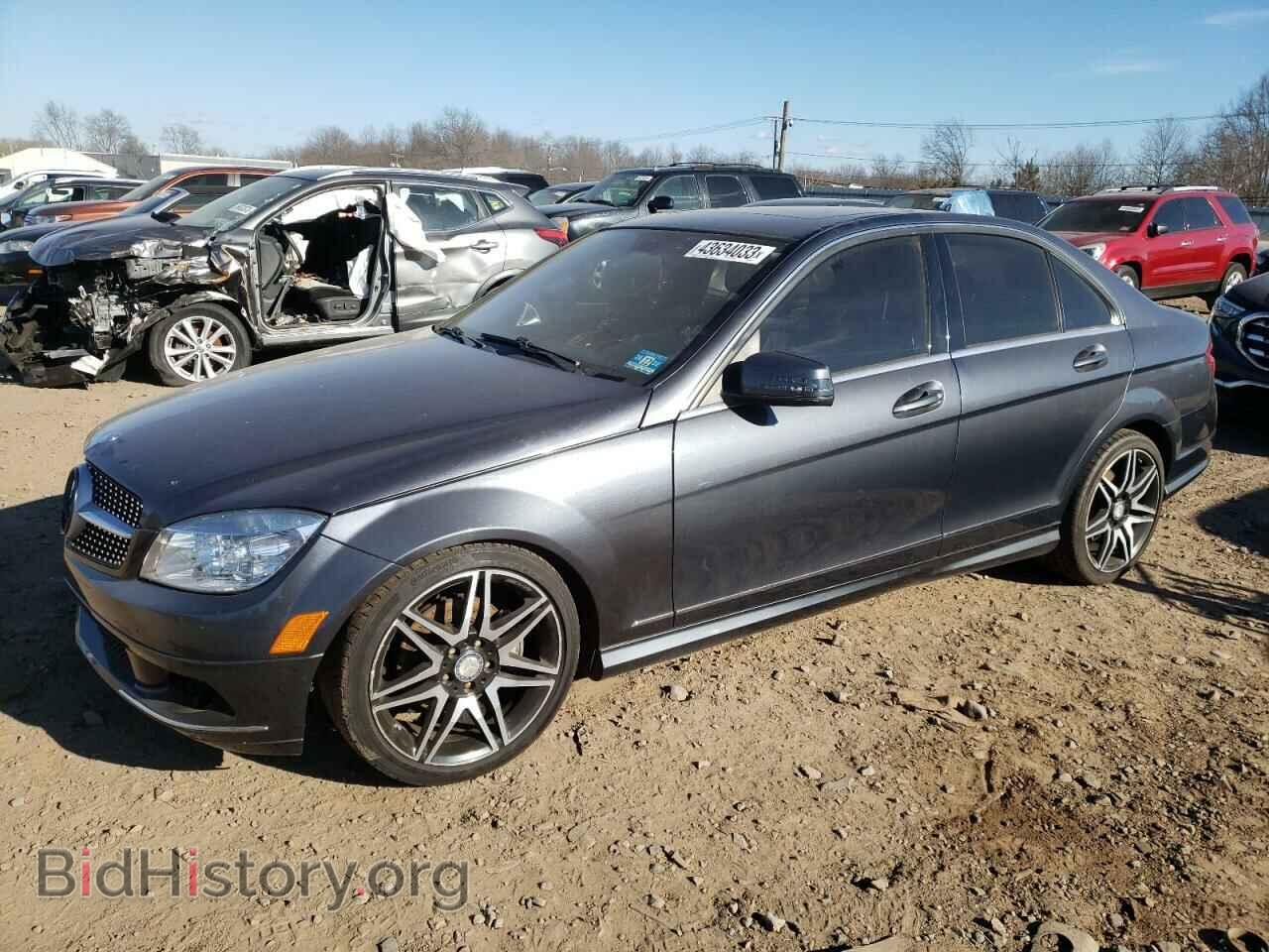 Photo WDDGF8BBXBR164189 - MERCEDES-BENZ C-CLASS 2011