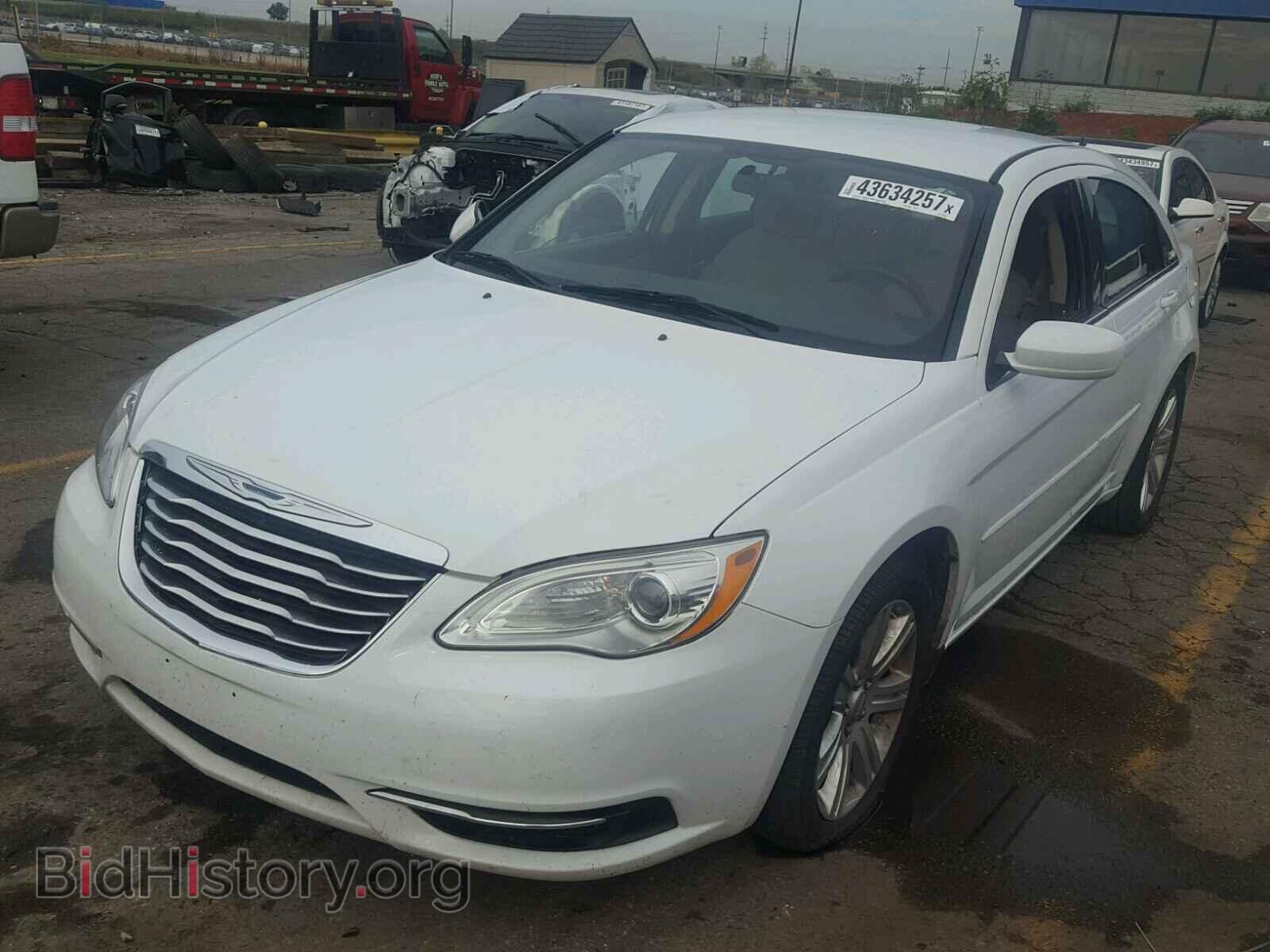 2012 CHRYSLER 200 - VIN: 1C3CCBAB6CN168527 - Фото 2